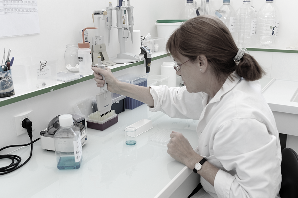 Pruebas realizadas de forma rutinaria por nuestro laboratorio Pruebas realizadas de forma rutinaria por nuestro laboratorio